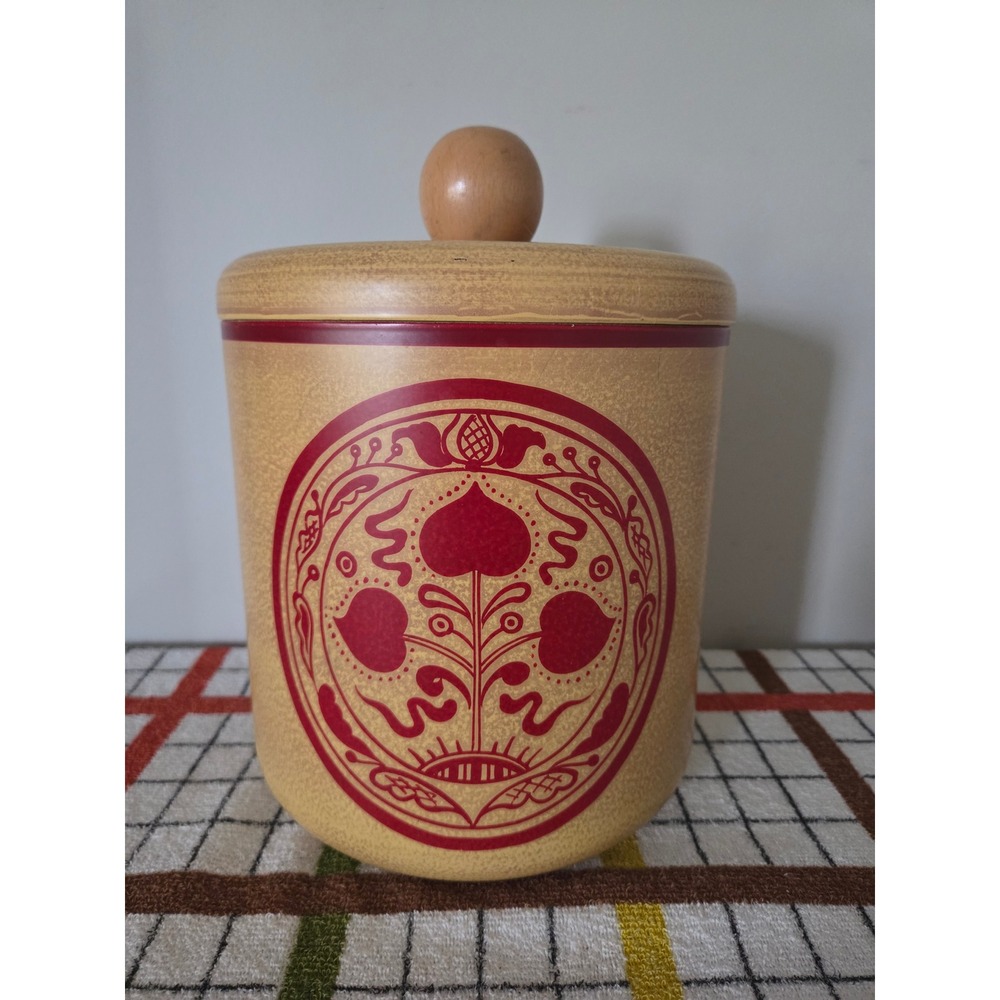 Vintage Pocono Lacquerware Ice Bucket MCM Red Medallion Japan Wood Knob Lid
